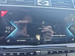 Fahrzeugabbildung DS Automobiles DS7 Crossback E-Tense 225 Gr. Chic erst 3500 km