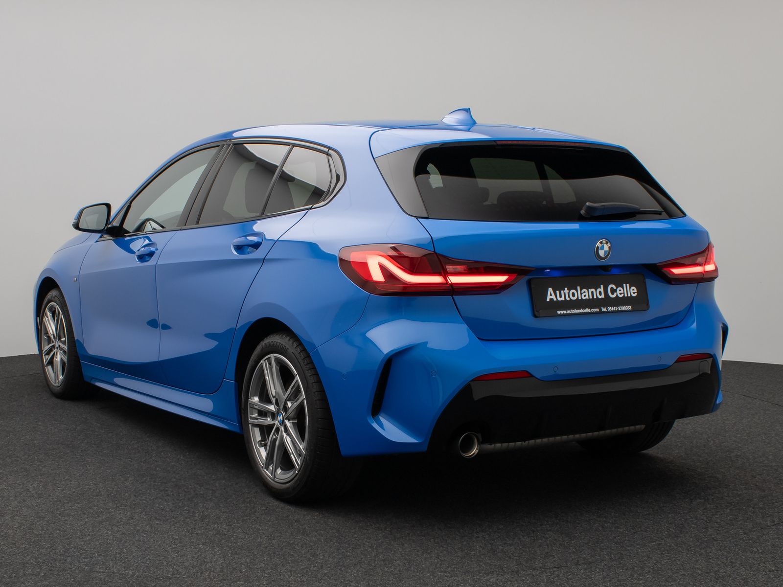 Fahrzeugabbildung BMW 118i M Sport Kamera DAB Geschwindigkeitsreg LED
