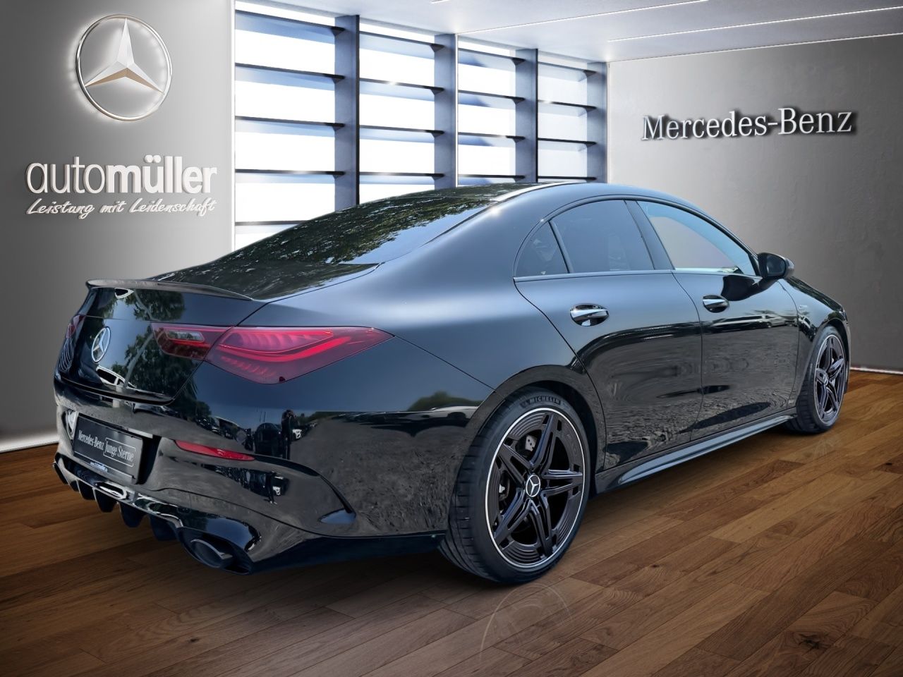 Fahrzeugabbildung Mercedes-Benz AMG CLA 35 4M Coupé AHK+PANO+RIDE C.+NIGH+MULTIB