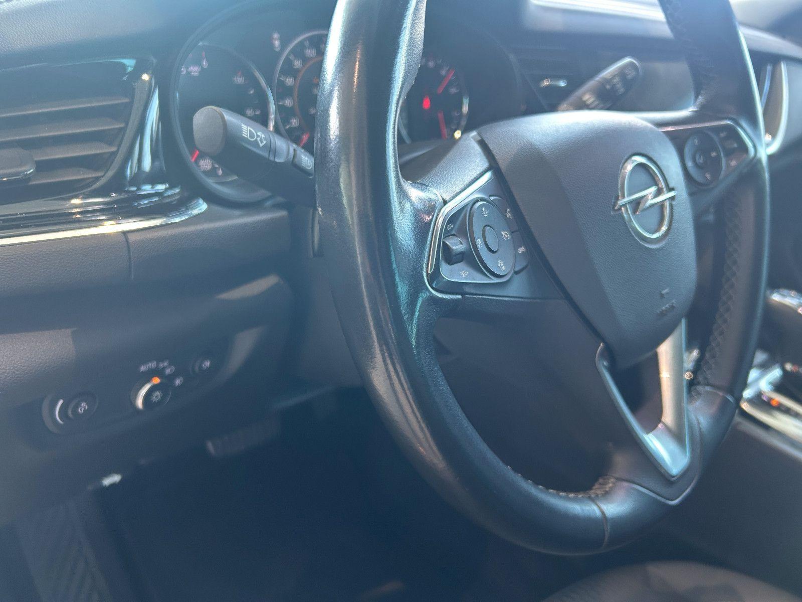 Opel Insignia AUTOMATIK+NAVIGATION+KAMERA+PDC+TEMPOM