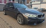 BMW 520d - M-Paket / AHK / Service / Navi / Panorama - BMW 520: M Paket