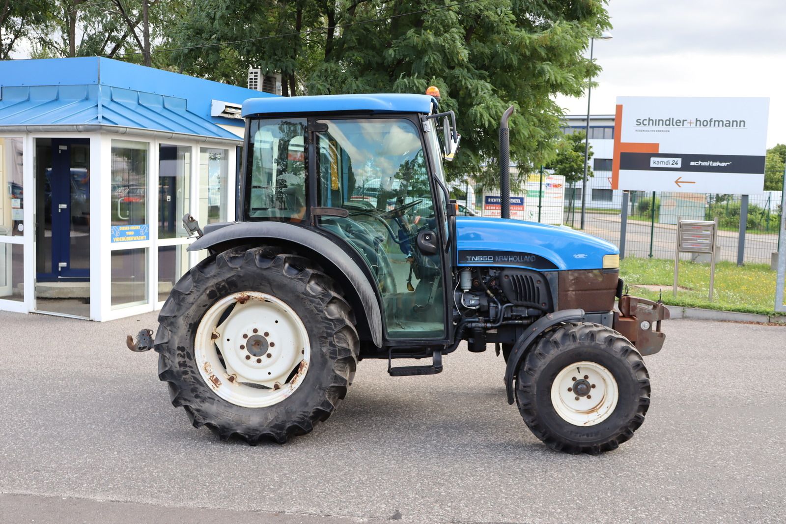 Fahrzeugabbildung Ford New Holland TN55D