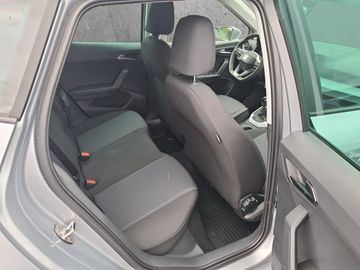 Fahrzeugabbildung SEAT Arona Style 1.0 TSI Klima Navi Rückfahrkamera