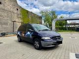 Chrysler Voyager 3.3l (1997) - Chrysler Voyager mit Benzin-Antrieb: Automatik