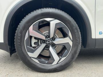 Nissan Qashqai 1.5 VC-T N-Conn. e-Power 190PS NAVI