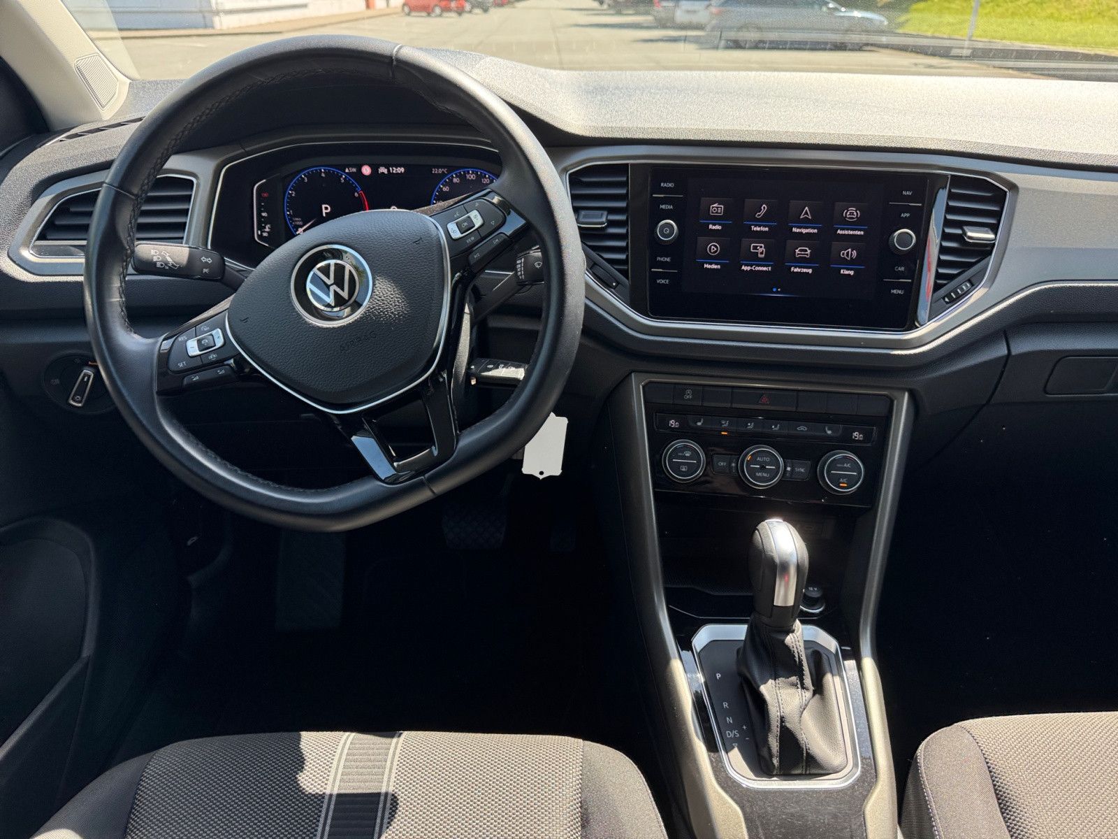 T-ROC Style 1,5 TSI DSG Kamera Navi ACC LED
