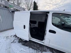 Fahrzeugabbildung Nissan NV200 Kasten KAMERA AHK SCHECKHEFT