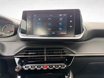 Peugeot 2008 1.2 PureTech 100 Active Pack Kam.+LED+SHZ