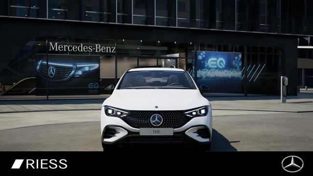 MERCEDES-BENZ EQE 300 360 4xSHZ ACC AHK AUT DynLicht Kam. LED