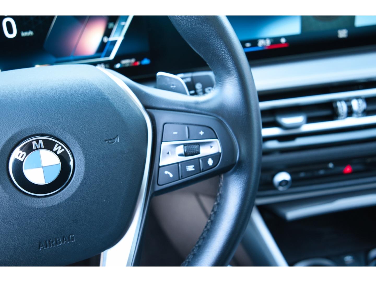 BMW 318 d Touring Navi LED SHz Apple CP BMW Live
