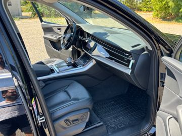 Audi Q7 - 3