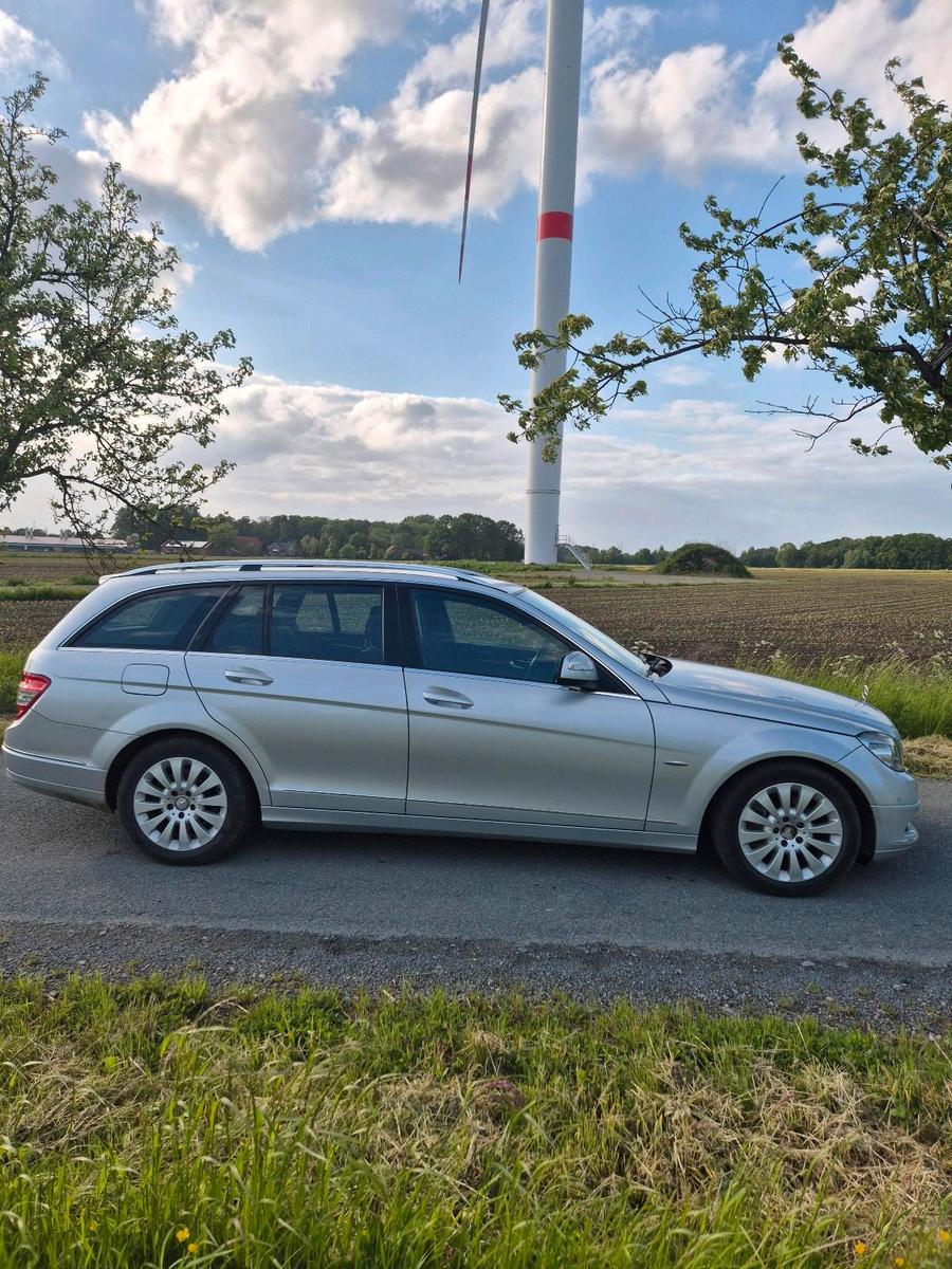 Mercedes-Benz C220 2008 — engine 170 HP (125kW)