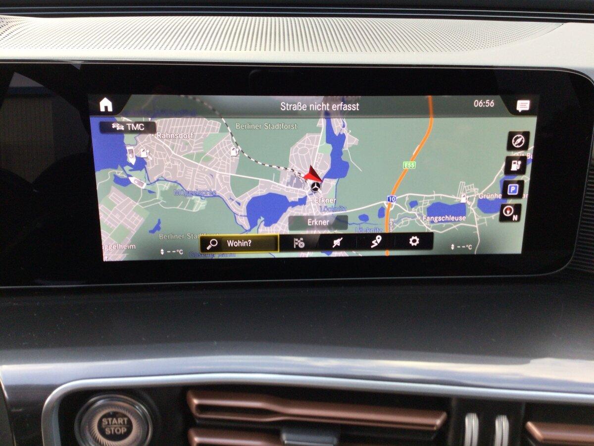 Mercedes-Benz EQC 400 4M AMG+HUD+SHD+AHK+KEYG+360+DISTR+TOTWIN