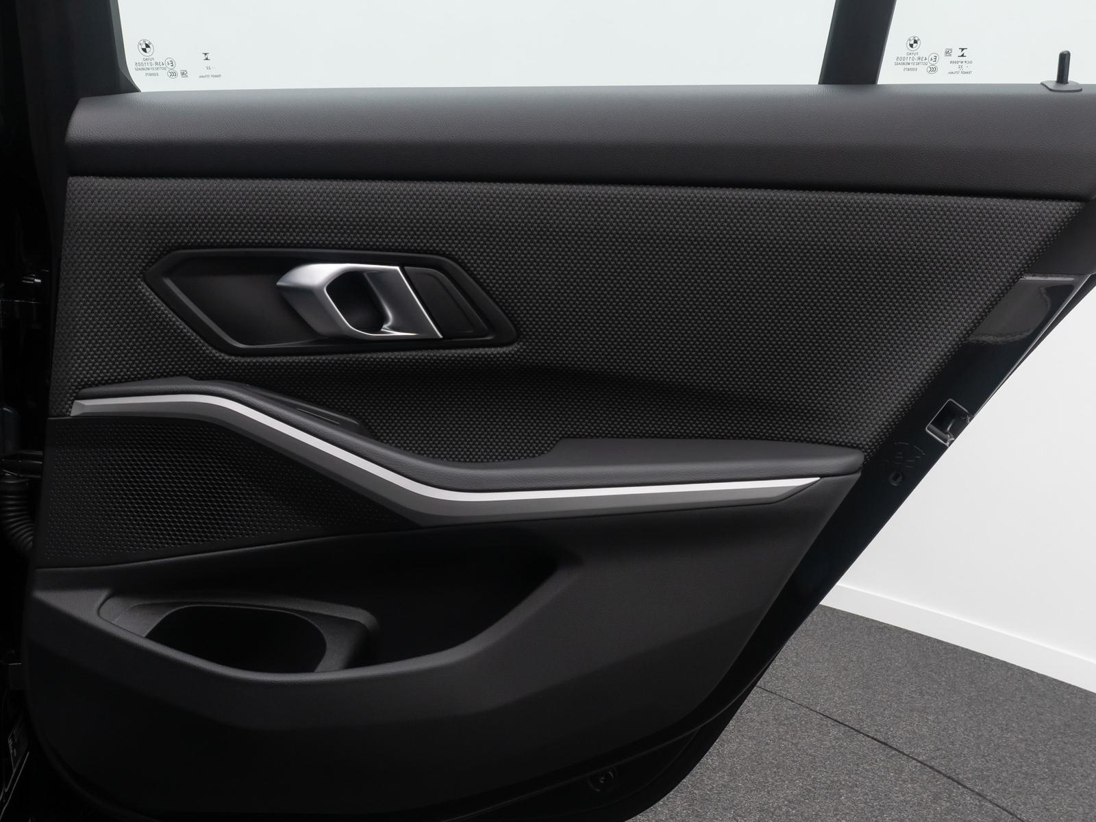 BMW 318i Widscreen DAB GeschwindigReg CockpitPlus