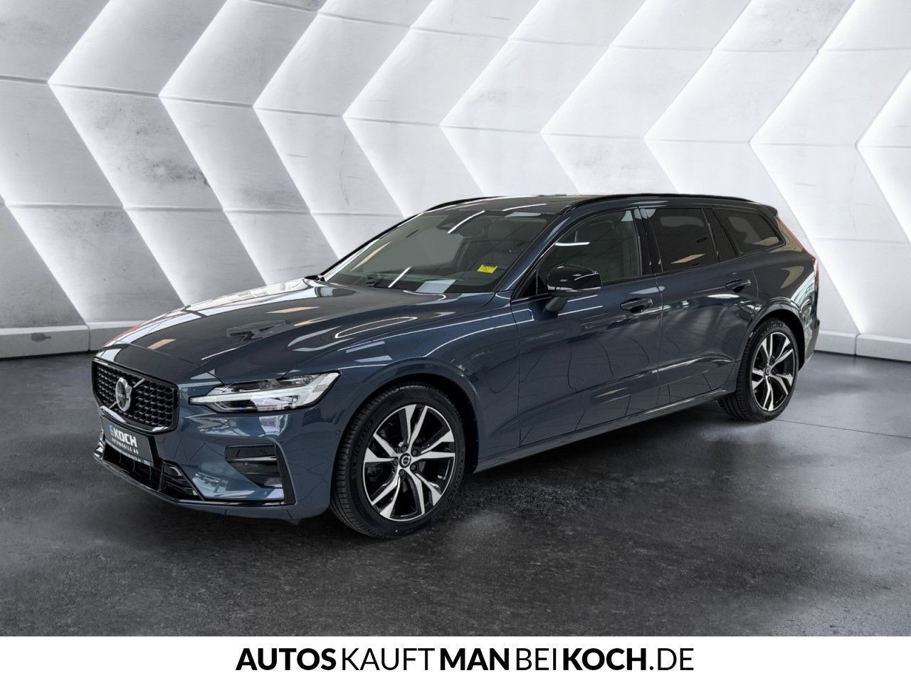 Volvo V60 B4 Plus Dark HUD 360° ACC BLIS H&K PANO imagem 3