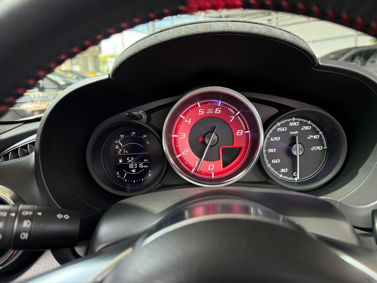 Fahrzeugabbildung Abarth 124 Spider LED LEDER ALU SHZ