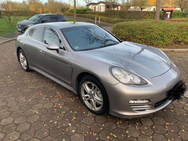 Porsche Panamera 4S S