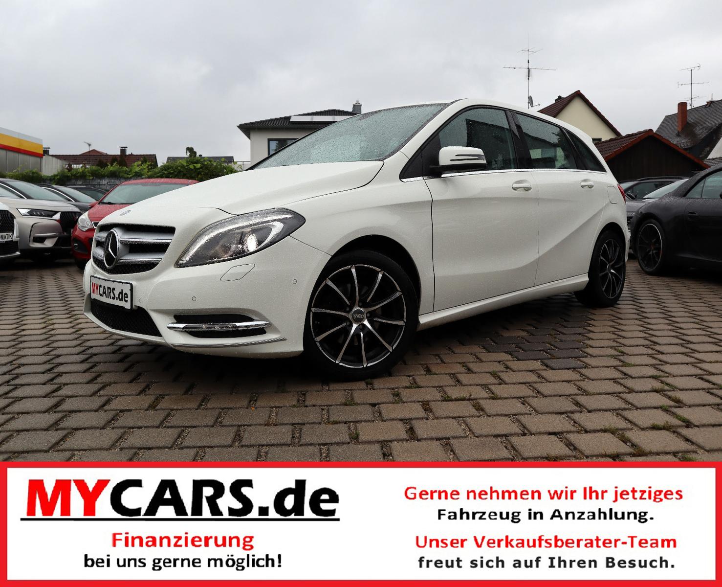 Mercedes-Benz B 200 *Bi-Xenon*s.AHK*Navi*Alu*SH*Parkassistent