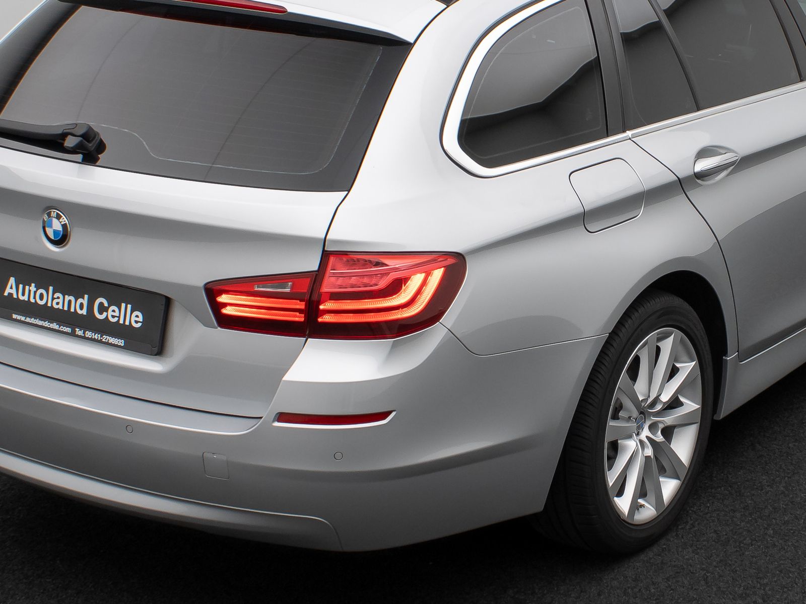 Fahrzeugabbildung BMW 525d NaviPro Fernlichtassist PDC Leder AdapLicht