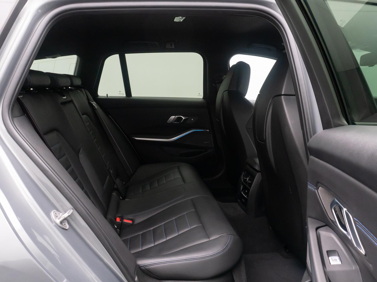 BMW M340d xD H/K Kamera DAB Alarm HUD AHK ACC 19Zoll