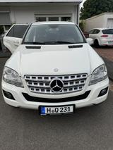Mercedes-Benz ML 320 CDI 4MATIC - - gebrauchte Mercedes-Benz ML 320 aus dem Jahr 2009