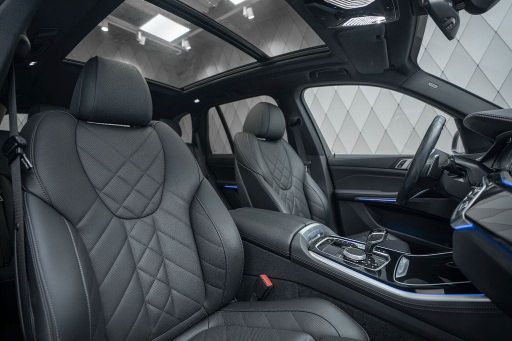 X5 xDrive40d BLACK/BLACK PANORAMIC M PACKAGE - Bild 16