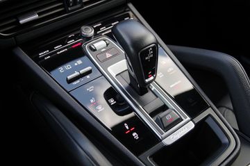 Porsche Cayenne E-Hybrid*Luft,Privacy,Chrono,Kamera,SHZ*