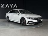 Volkswagen Passat 1.5 TSI R-Line Limo*DSG*VIRTUAL*MATRIX* - Volkswagen Passat: R Line