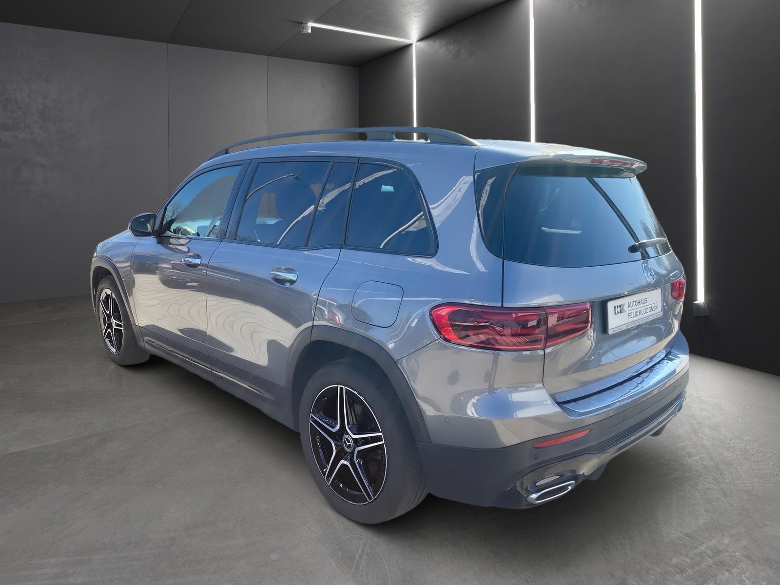 Fahrzeugabbildung Mercedes-Benz GLB 220 d 4M AMG*AHK*STDHZG*Leder*Burmester*Beam