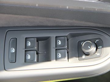 Volkswagen Golf VIII 2.0 TDI Style Tiptronic Klima LED Navi