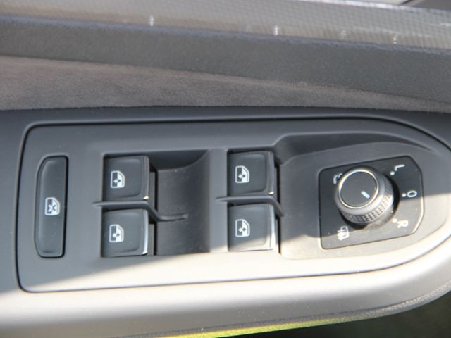 Volkswagen Golf VIII 2.0 TDI Style Tiptronic Klima LED Navi