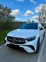 Mercedes-Benz GLC 200 4MATIC Autom. - - Mercedes-Benz GLC 200 mit Benzin-Antrieb: Head-Up Display, mit Klimaautomatik