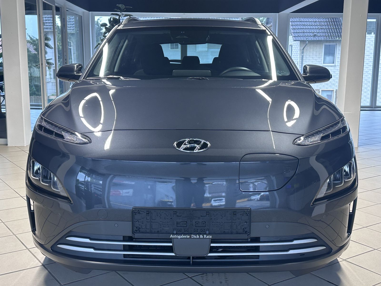 Hyundai Kona Elektro Trend LED ACC NAV KREL CAM SHZ WÄPU imagem 2