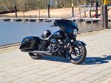Harley-Davidson Street Glide Special - Offers matching your search criteria