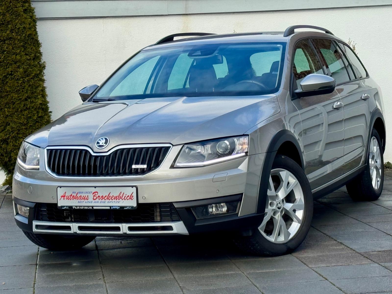 Skoda Octavia Combi Scout 4x4*DSG*AHK*Harman*