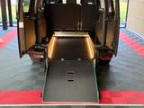 Volkswagen Caddy  Maxi Highline Behindertengerecht-Rampe - VW Caddy 7-Sitzer