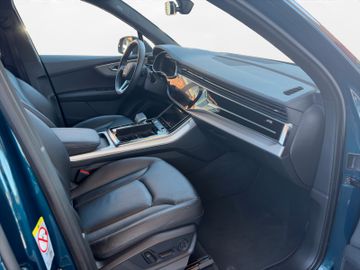 Audi Q7 - 9