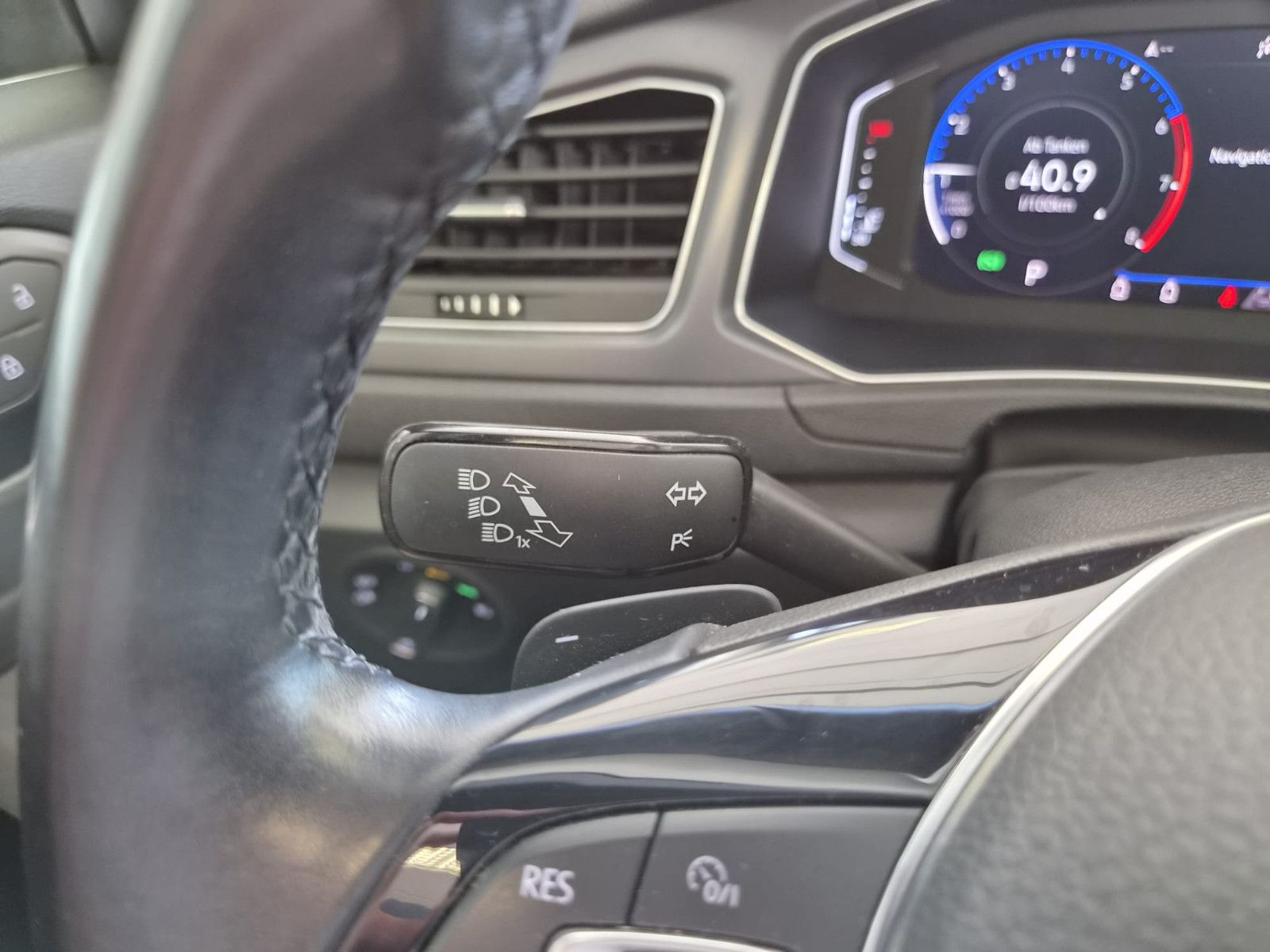Fahrzeugabbildung Volkswagen T-Roc Cabriolet Style/KLIMA/SCHECKHEFT
