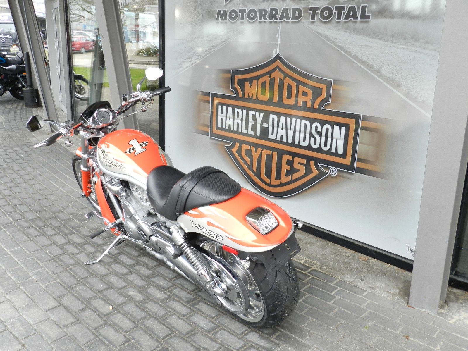 Fahrzeugabbildung Harley-Davidson V-Rod Screamin Eagle mit KessTech
