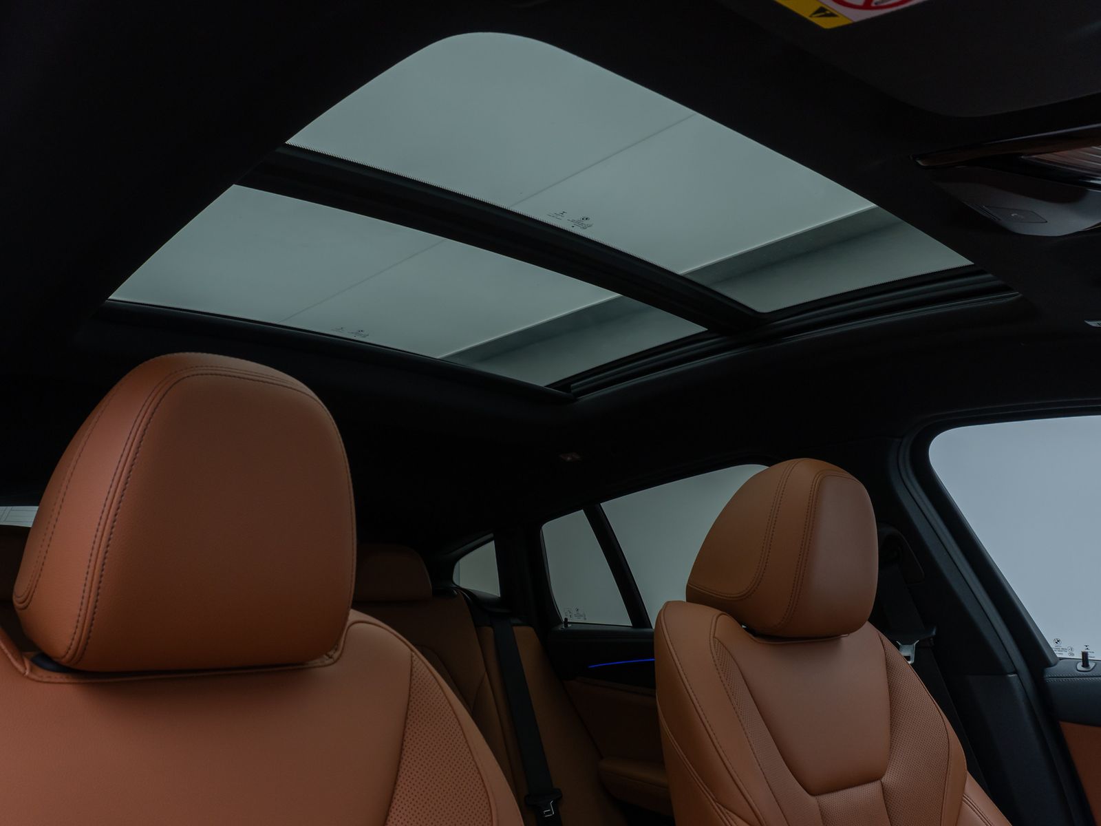 Fahrzeugabbildung BMW X4 M40d 360° Laser DAB Panorama HUD Komfort HiFi