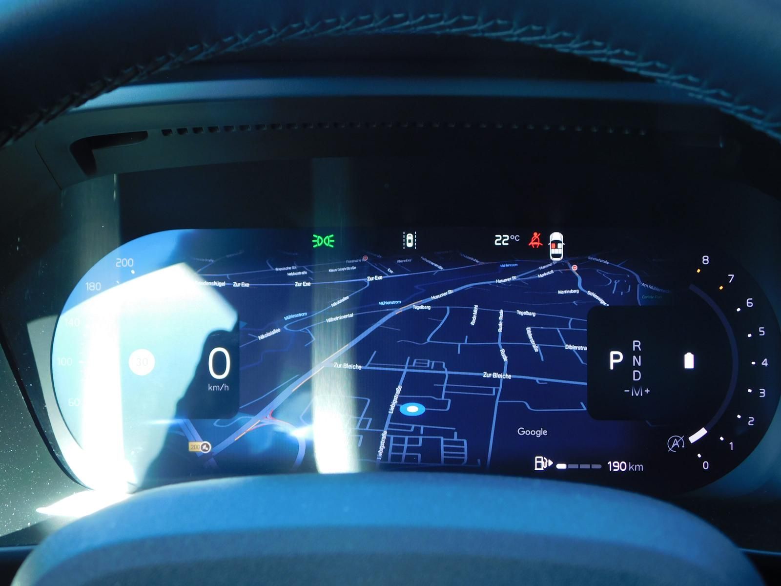 Fahrzeugabbildung Volvo XC40 B3 Plus Black-Editon