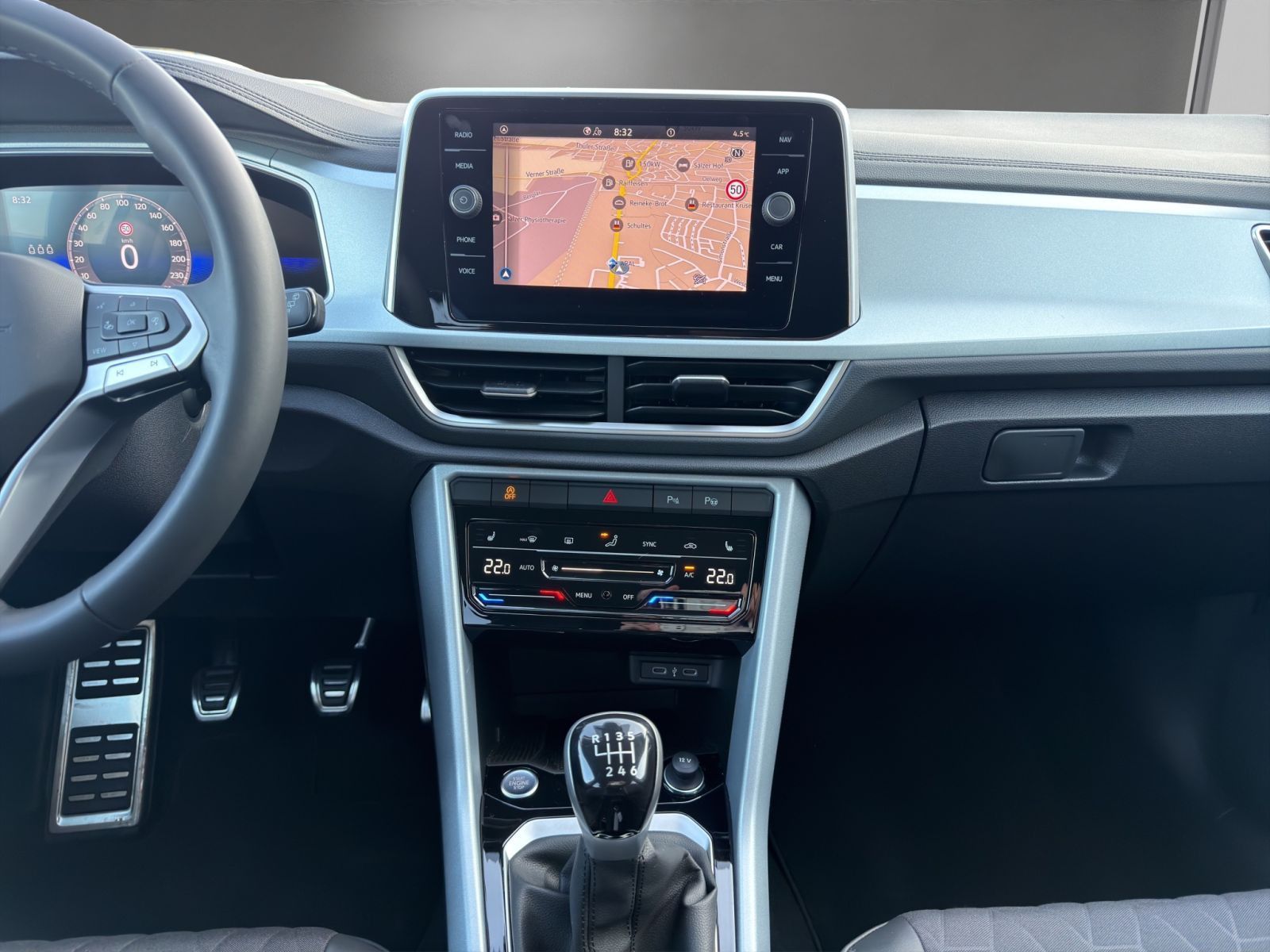 Volkswagen T-Roc - Bild 13