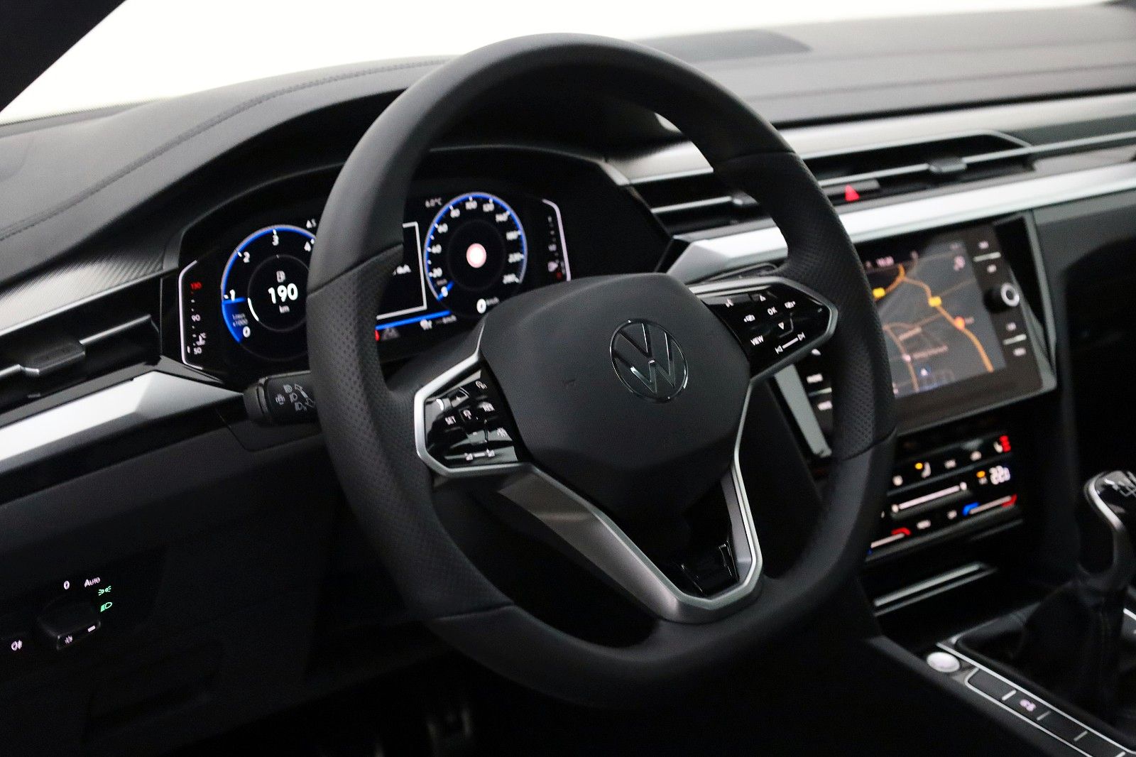 Fahrzeugabbildung Volkswagen Arteon SB R-LINE TLeder,Navi,LED,Panorama,el.AHK