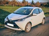 Toyota Aygo aus 2.Hand, neuer TÜV, 4.1l/100km - Toyota: T100