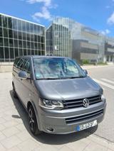 Volkswagen VW T5 Multivan EZ. 06/2014 Autom. Scheckheft - VW T5 Multivan in München