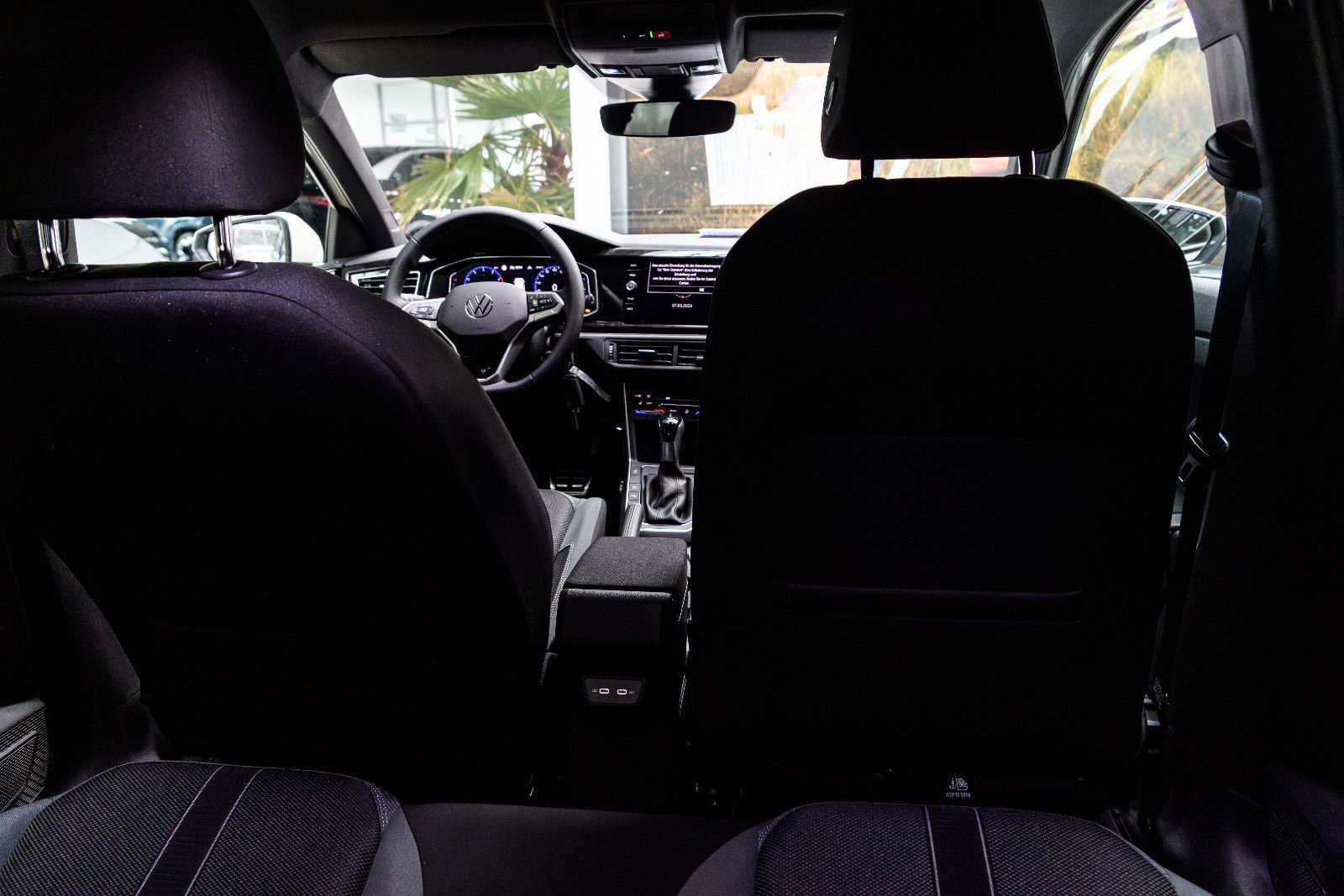 Fahrzeugabbildung Volkswagen Polo 1.0l TSI DSG Edition 50+Matrix+Navi+ACC