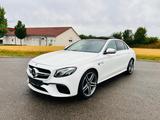 Mercedes-Benz E 63 AMG 4Matic+*PANO*LEDER*360grad*MwSt*2.Hand* - Mercedes-Benz E-Klasse Gebrauchtwagen in Stuttgart