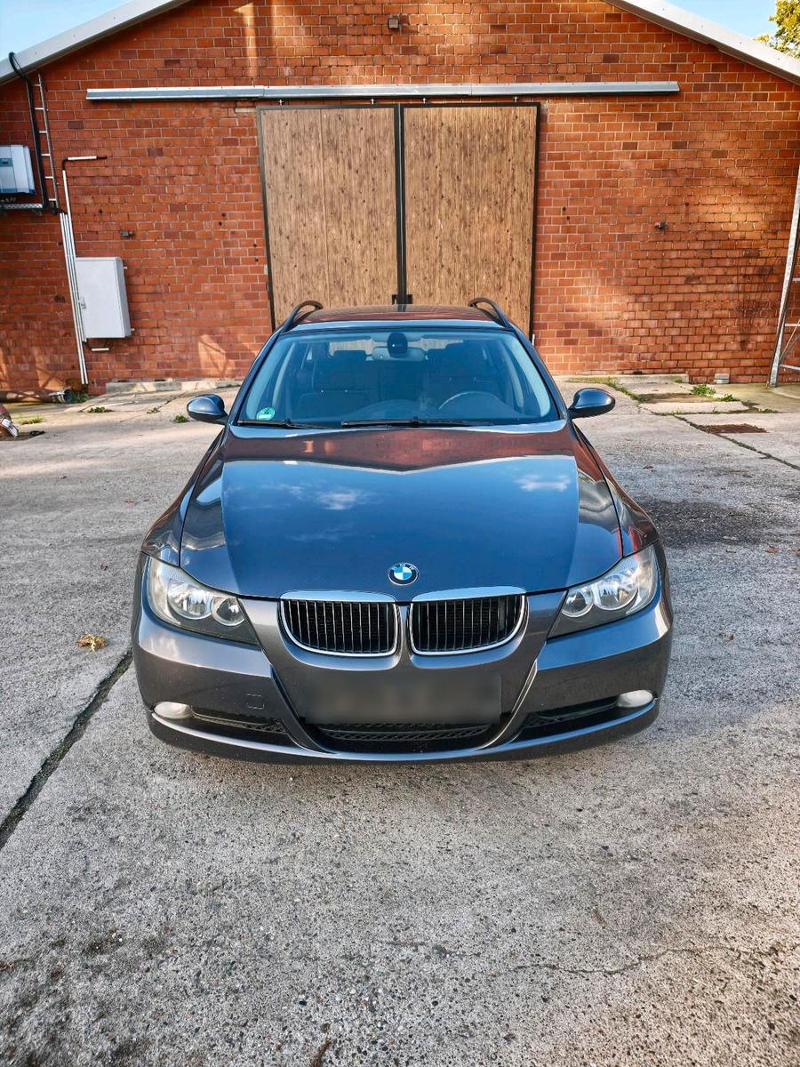 BMW 320, 2007