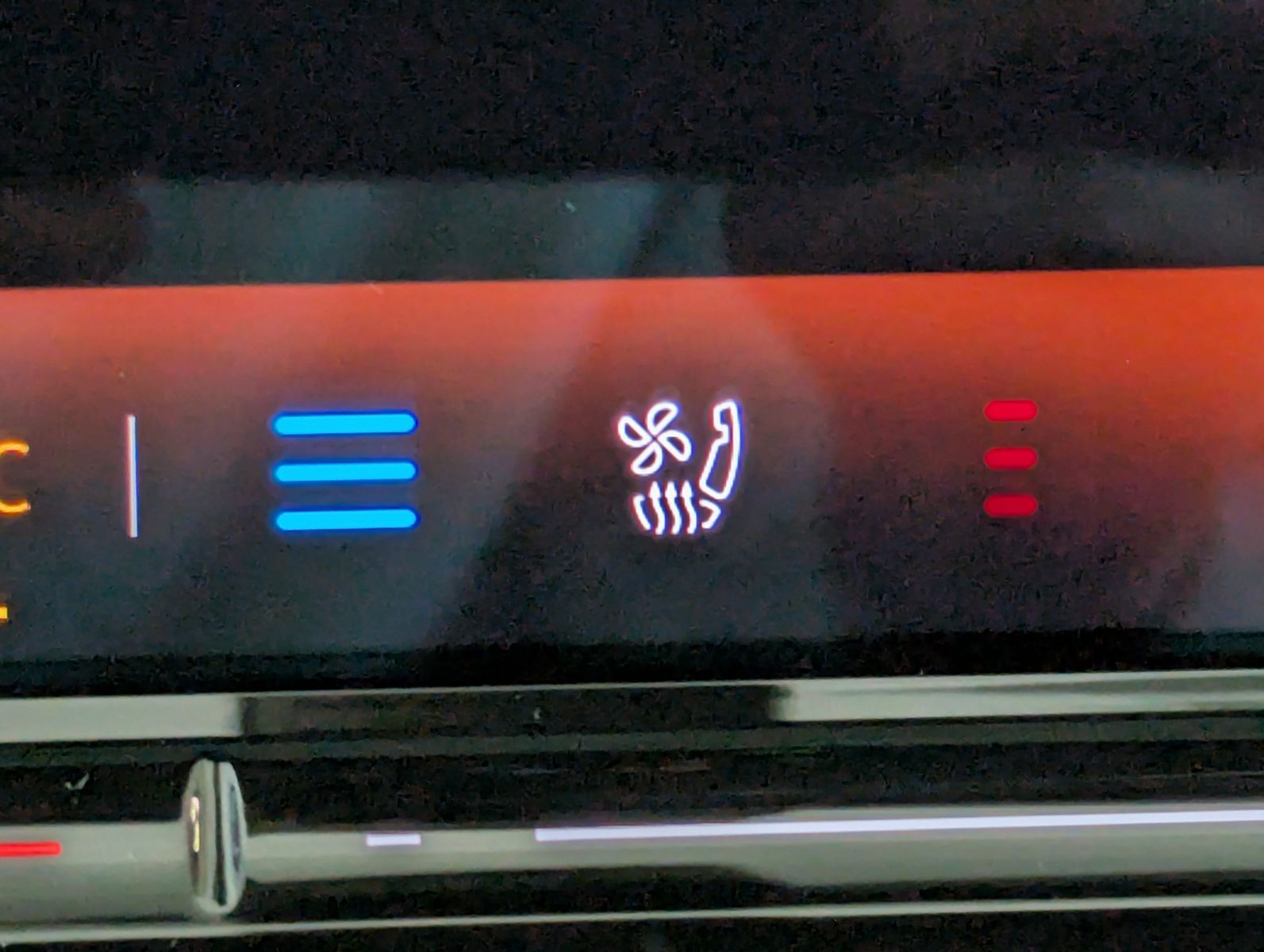 VW Tayron 2.0 R-Line Leder Launch Pano Black AHK 20 - Image 33