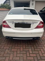 Mercedes-Benz CLS 63 AMG AMG - Mercedes-Benz CLS 63 AMG: Coupé